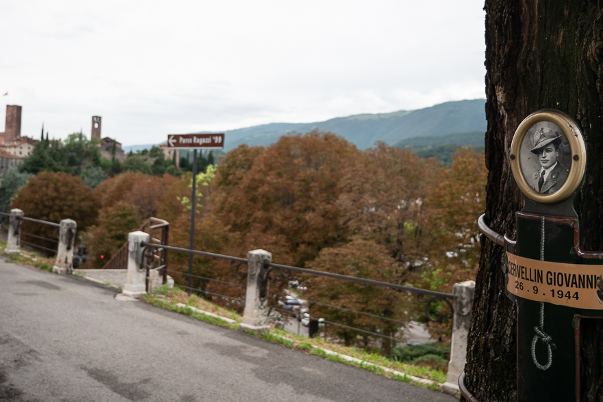 Bassano, Gassen im Regen